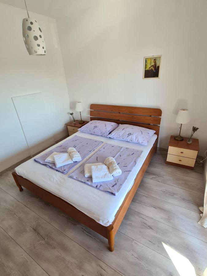 Apartman Karmen Barbat na Rabu Kültér fotó